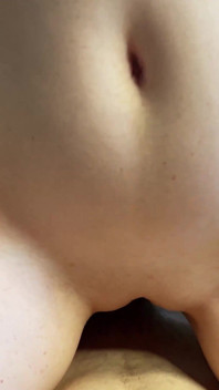 Wspaniała green eyed hottie Twoja Sofia jeździ nieustępliwie