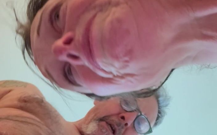 Bonewizzard69: Bonemaiden любить глибокий трах у горло та сперму