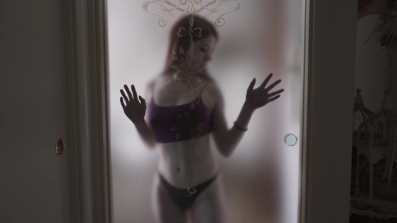 Dolls Cult: Membuatku sange menggodamu dengan tubuhku...