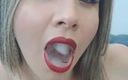 Bella Madison: Muita saliva sai da minha boca