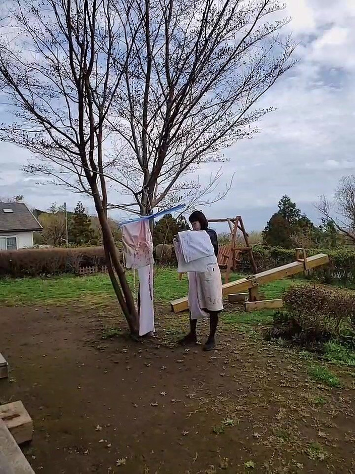 Mayumi Kanzaki: 엄마가 빨래를 맡아