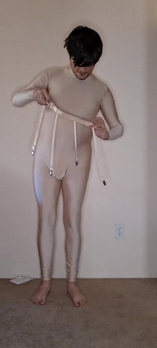 Pup Zentai: Brilhante vestido de empregada dourada