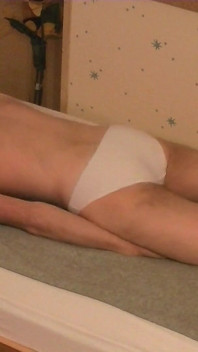 Slip Hump Bed Masturbation