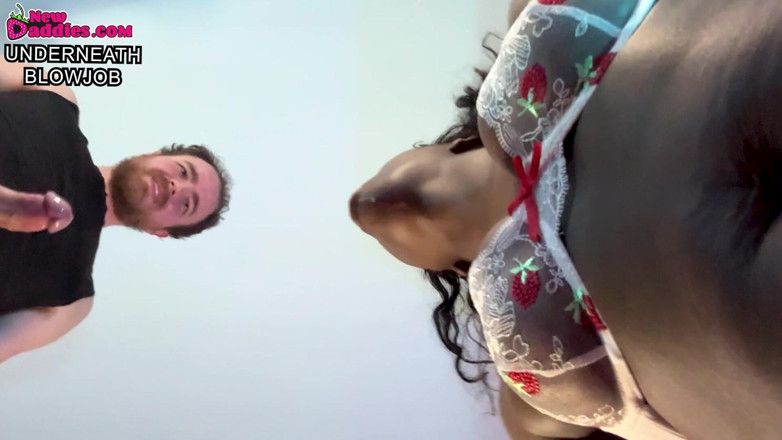 NewDaddies: Ébano Chica Rimjob Bwc