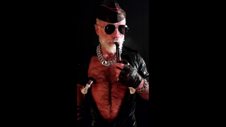 MusclesCigarsFFPig: Daddy Is Looking for a Nipple Pig Boy