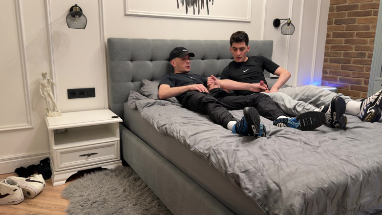 1JackDaniel: We Jerked off Together and Fucked