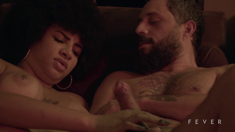 Fever Films: Orgia di fine anno con pornostar brasiliane