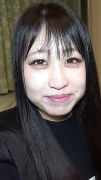무수정과 구속되지 않은 그녀는 모든 불법적인 스릴을 갈망했습니다.