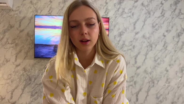 Arisha Mills: Giocato alla verità o osa con la sorellastra della ragazza...