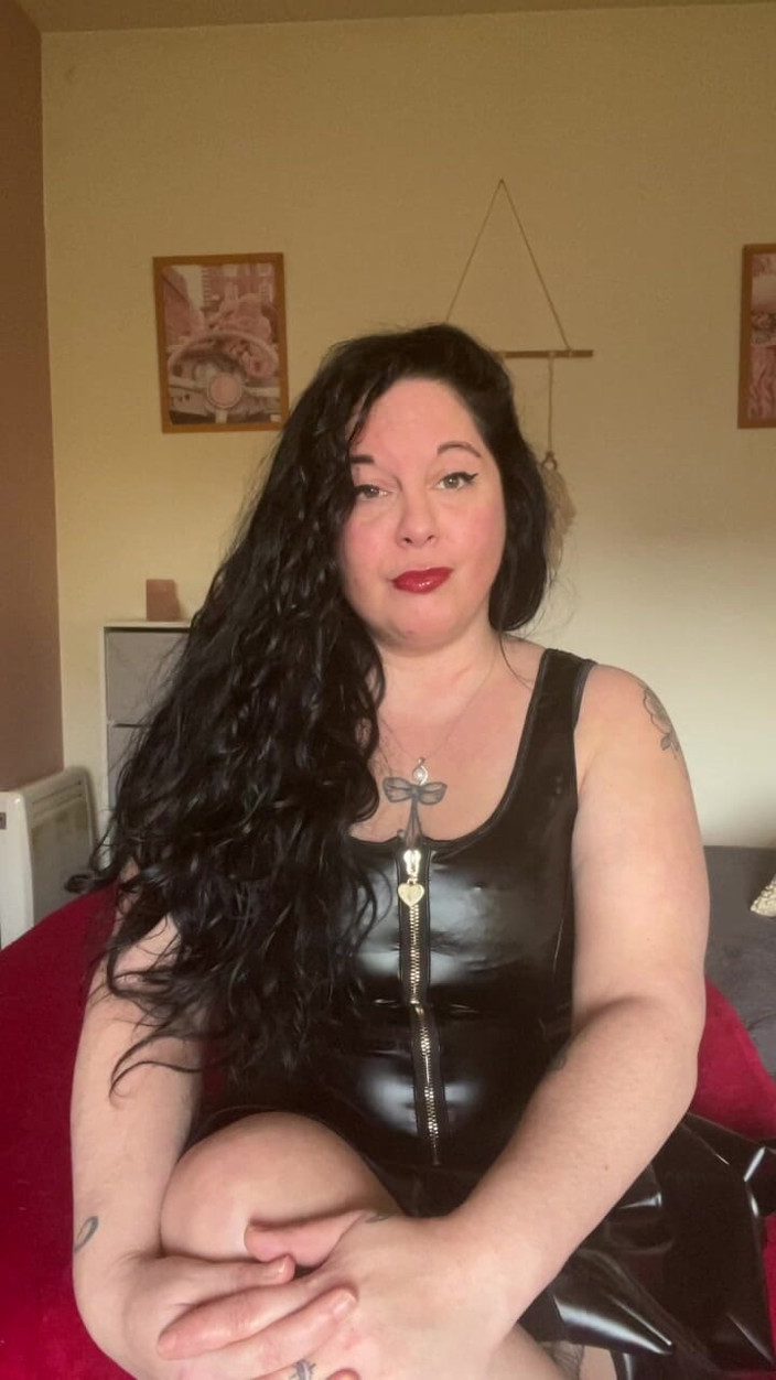 Maitresse Clara: 넌 절대 나한테 충분하지 않을 거야