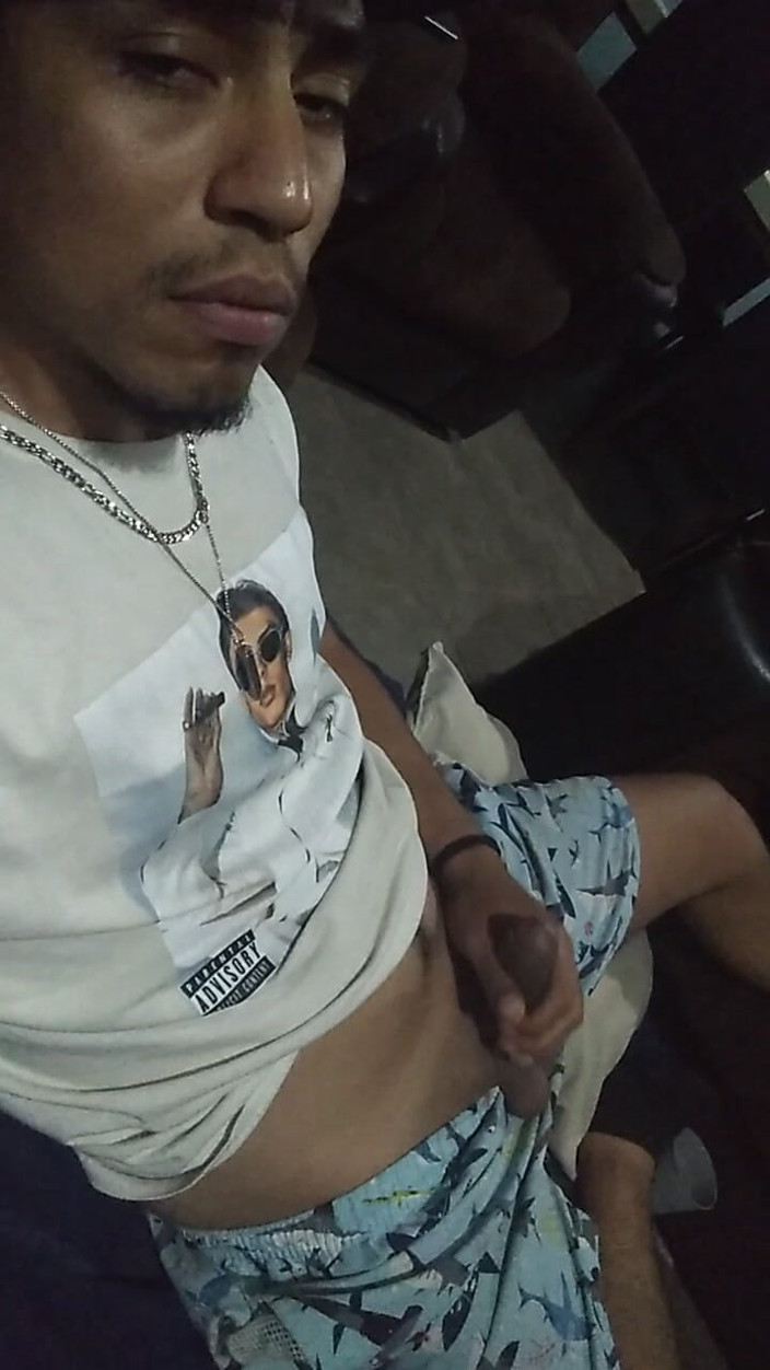 AlexAlejandro13: Who Wants to Get up Early with Me so Delicious