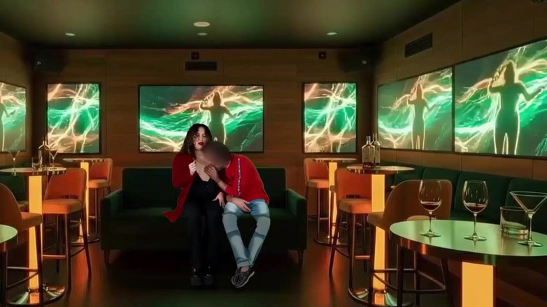 LadyRoma: Masturbo Al Gerente Del Club De Karaoke Y Mi Esposo...