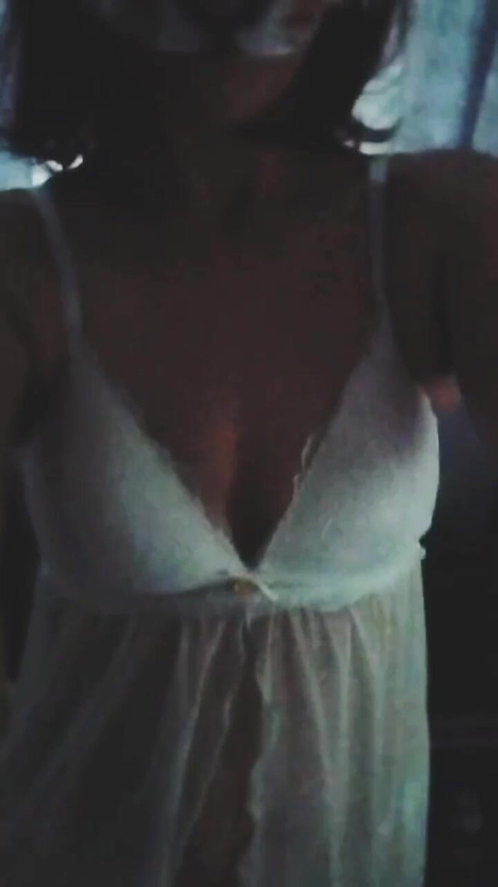 SexyRedhead: Manželka lascivně tančí