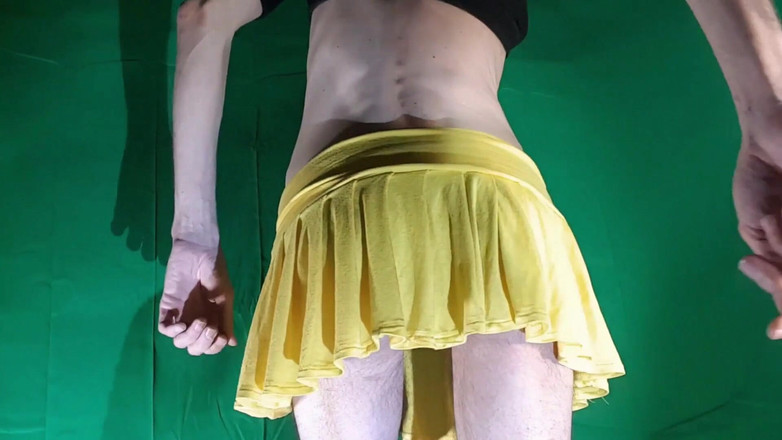 HeIsSooThin: Dvě kalhotky a dvě tanga zkouší haul