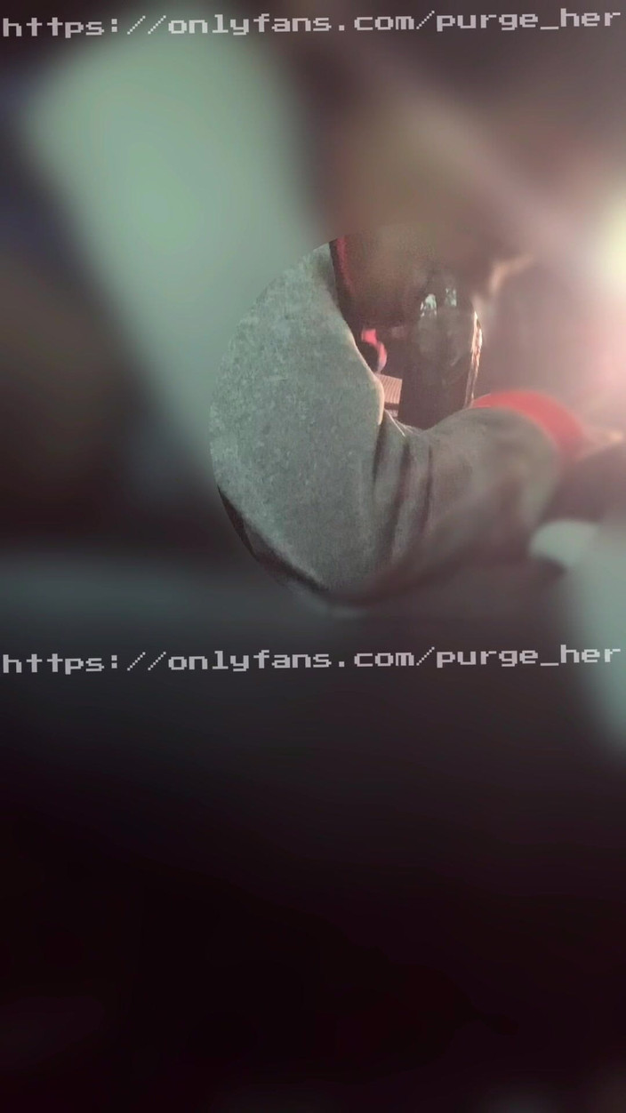 Purge_her: 她让我发疯，所以我让她吞下了