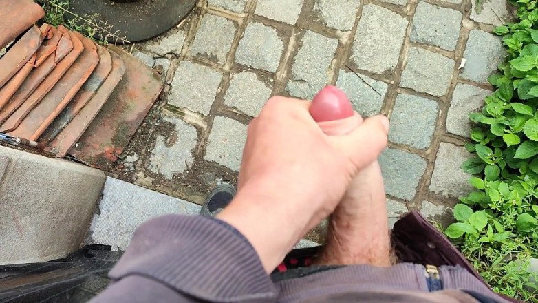 Sara B: POV: Outdoors cum