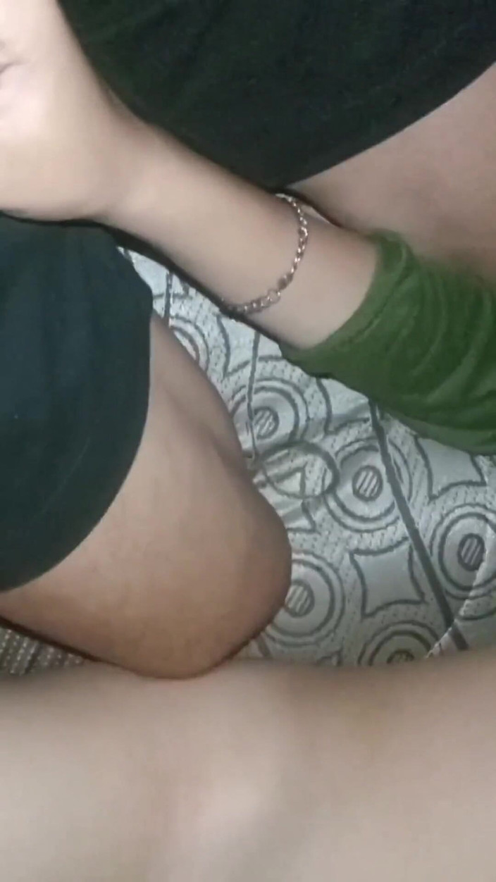 Amazingbeautycum: Kiedy byłem Dzieckiem, Dźgnąłem Dziewczynę Nożem W Tył Głowy.