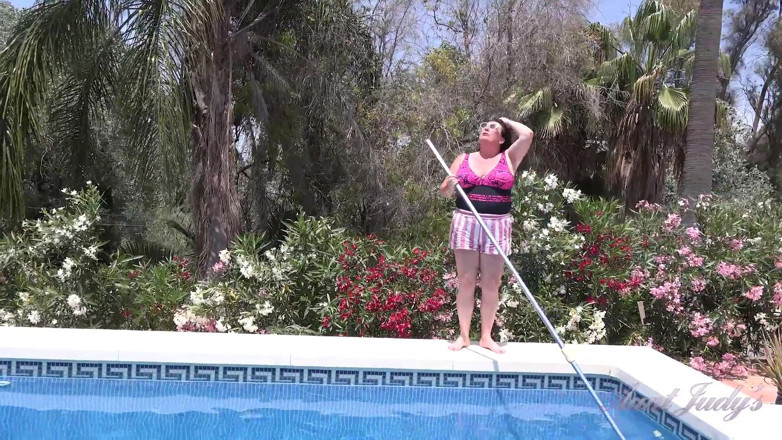 Aunt Judy's: Auntjudys - la formosa milf rossa jojo robinson si magra immergendo...