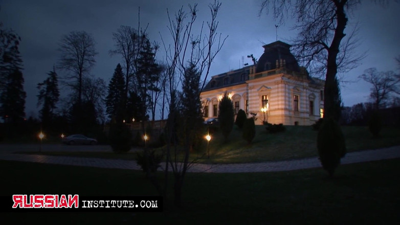 Russian Institute: Orgie incroyable à l'Institut russe