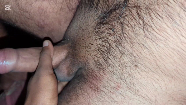 Deshi King: Takto Mě Můj Nevlastní Bratr Šuká Jako Beran Každý Den.