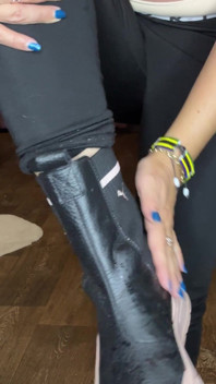 I Show a Beautiful Figure in Black Leggings and Black Boots/