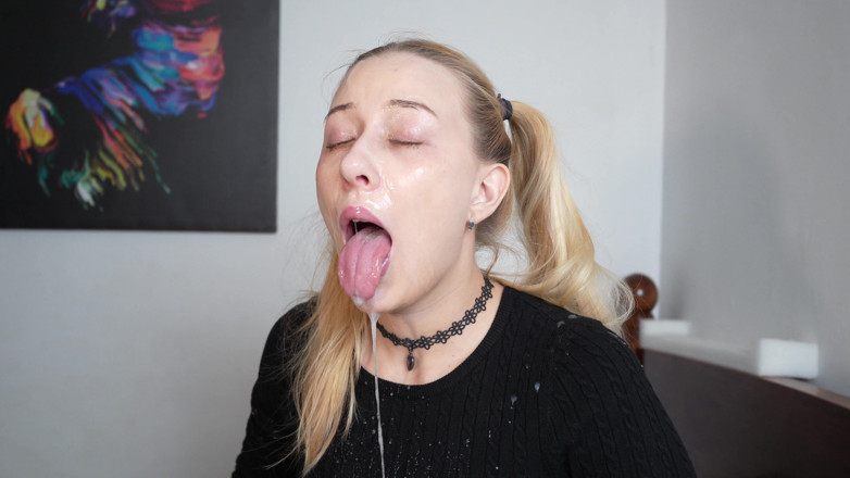 DreamFoxy: Hard Fucking Throat and Facefuck, a Lot of Saliva and...