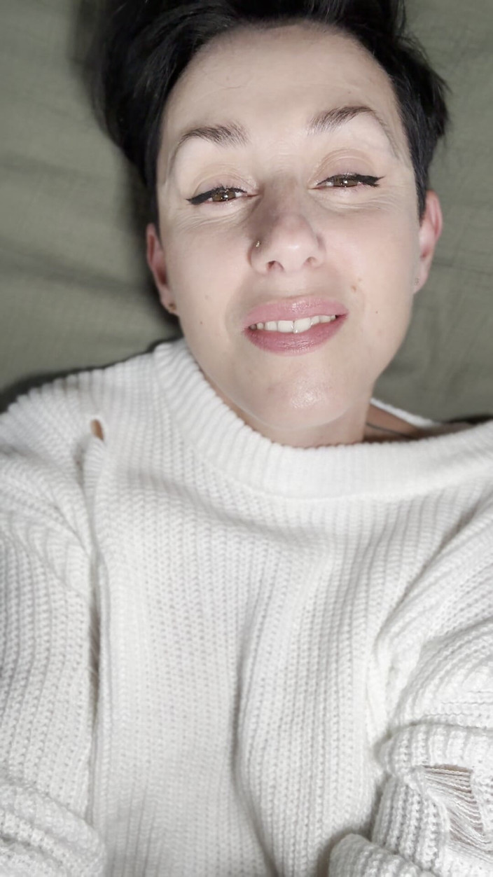 DouceLuxure: Фетишист це для вас (підбори, пояс підв'язки, пизда)