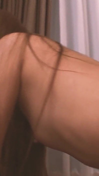 Adegan awek Beau Oriental 1 Si rambut coklat Jepun yang cantik menikmati creampie dalam pepek bercukurnya