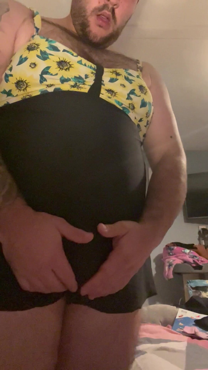 Shaun Cbt: Bondage de bite et de couilles avec une travestie pour...