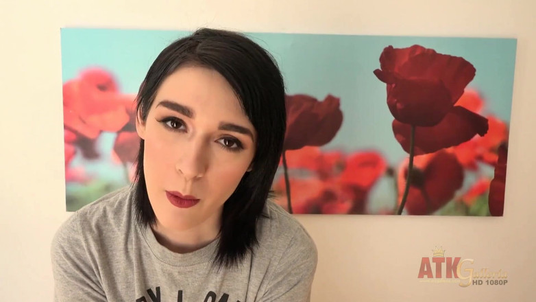 ATKIngdom Fans: Chatování s Ivy Aurou