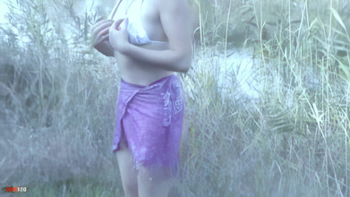 MMM100: ティグラ:森で脱ぐ可愛いティグラ