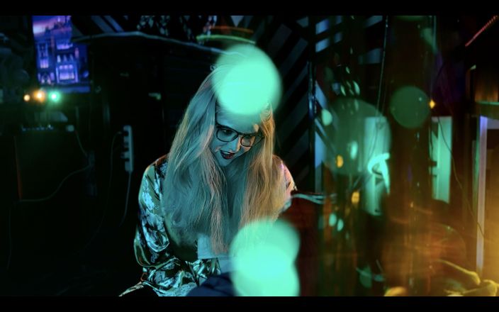 Shawna Panofka: Ea face o labă secretă în timpul Show și Tell