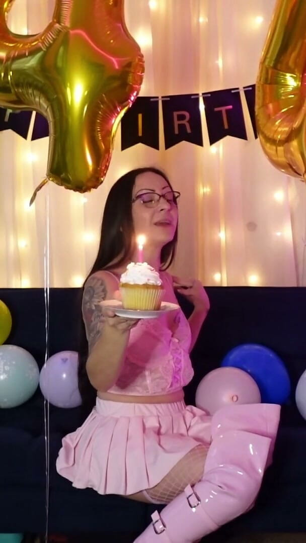 It's My Birthday! Sing to Me (Raven Willow)
