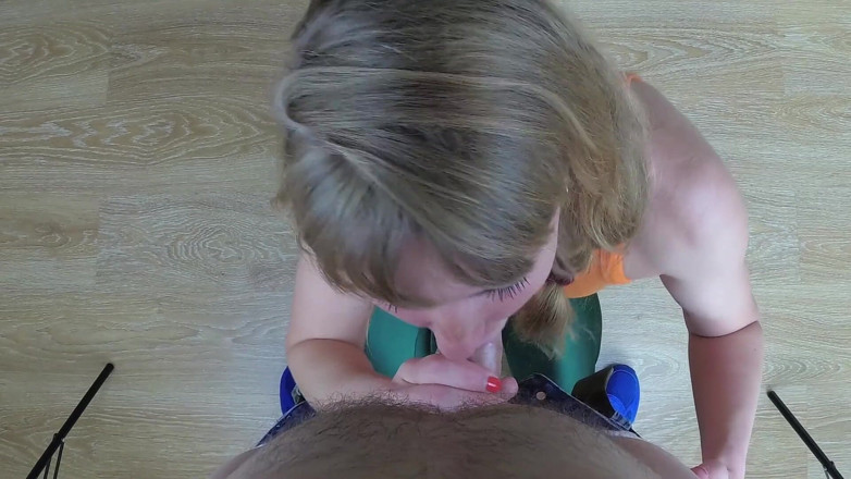 Sasha Bikeyeva: ทั้งคู่เจอกันอีกแล้ว! น้องสาวต่างมารดาชอบดูดควยแล้วกลืนน้ำแตก POV