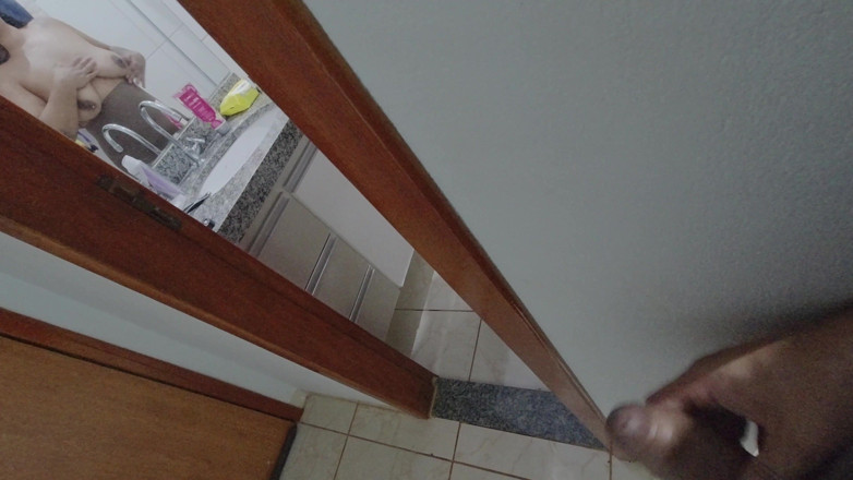 Mattos Movies: Camera on Hot Stepcousin in the Shower - I Can’t Wait...