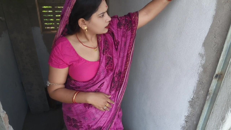 Sona bhabhi: 夫は私を抱けない!どうか来てください。彼は家にいません。インドの村の妻のセックスビデオ