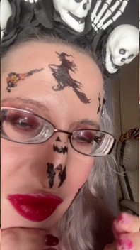 Bohyně brýle Gazy - Sissy Obedience Asmr od Findom Goaldigger