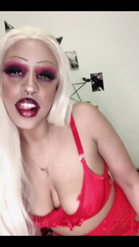 Solo MILF