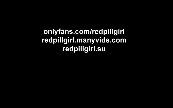 Red Pill Girl: Kapana kısılmış sarışın iki yaraklı redpillgirl tarafından sikiliyor.