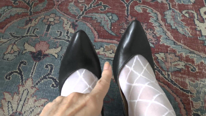 Lady Victoria Valente: Op mijn hielen, JOI, POV, Lady Victoria Valente