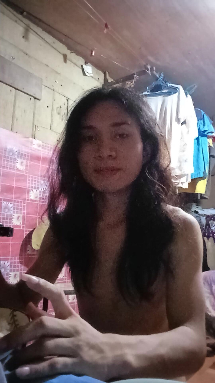 Reynaldo6: Gara-gara nggak bisa ngentot sama ayah di kamar kos