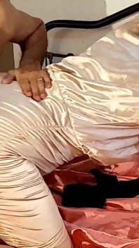2469 Dilettante francese completo, sesso vestiti