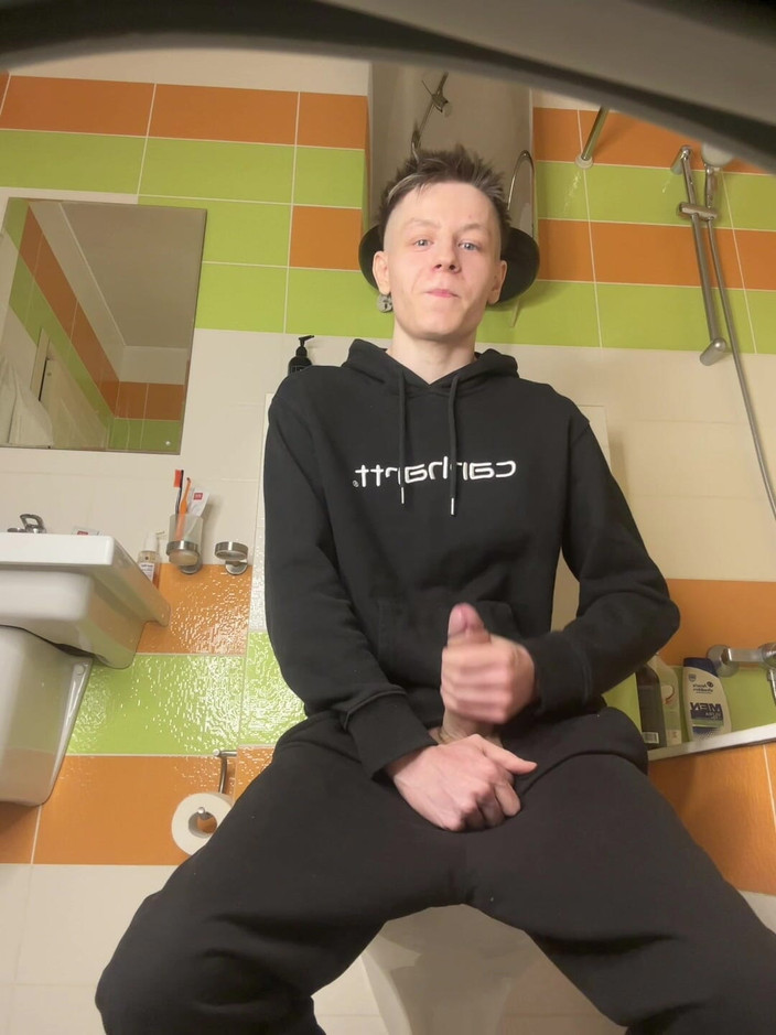 Morflot24: Lovitura solo obraznică a lui Twink sexy