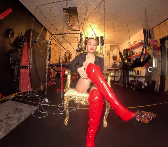 Queen_of_BDSM: カウントダウン!あなたの主人が注射のタイミングを決めるのよ!