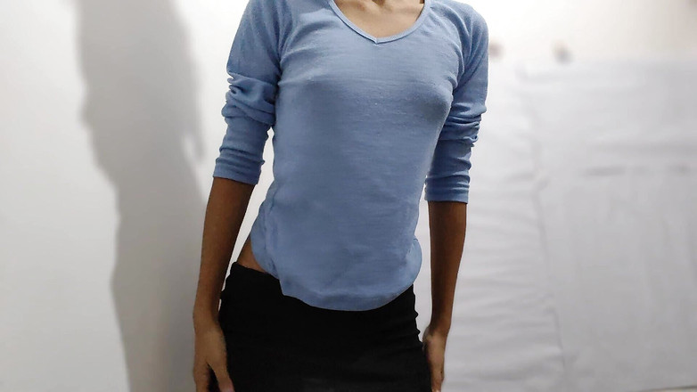 desigirl93: Wiejska dziewczyna Nisha mrużąc przez siebie chce dużego kutasa