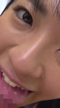 妄想的な美が突然執着を告白し、私を彼女の幻想の世界に引き込む - パート1