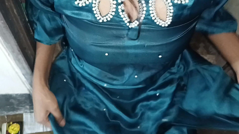 Shila akter: Po raz pierwszy daję jej moją nową Bhabhi miło się...