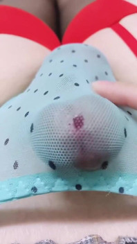 Primo piano di una sborrata e 4 orgasmi rovinati
