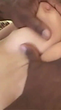 큰 흑인 자지를 타고 큰 흑인 자지를 빨아!! 그리고 젖은 DP.. 내 꿈인가!!