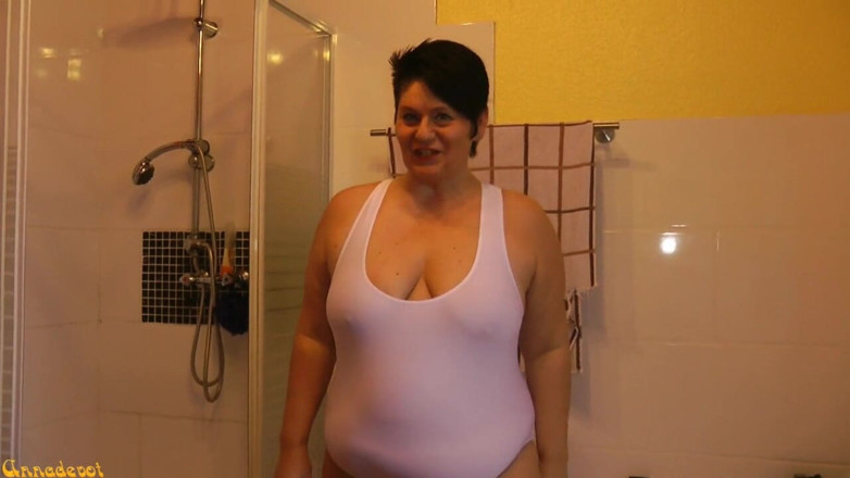 Anna Devot: Annadevot - The white swimsuit :)